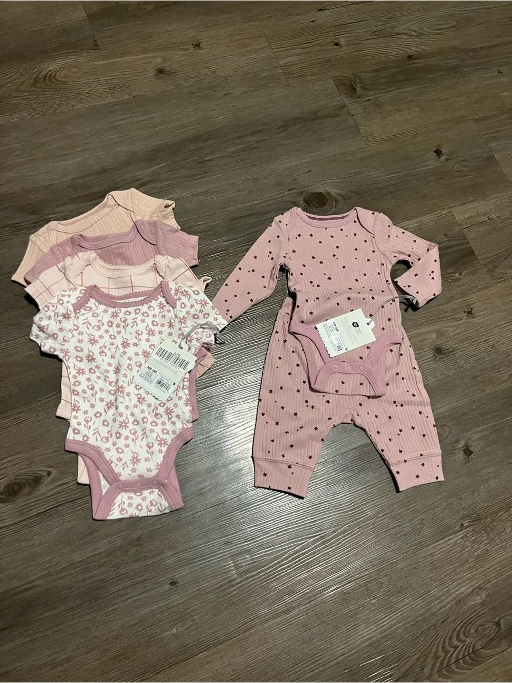 6 piece baby girl set for Newborn - 0 months